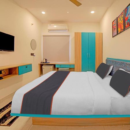 Collection O Lakeview Castle Hotel Warangal Luaran gambar